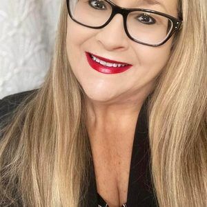 Meet your Posher, Patricia